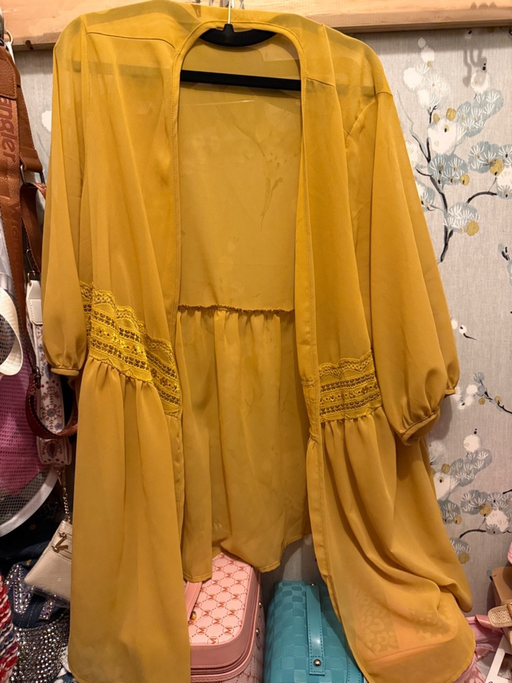 SHEIN Yellow Lace-Detail Open Front Kimono